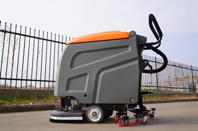 榮事達(dá)手推式洗地機(jī)可直接完成酒店清潔工作 榮事達(dá)手推式洗地機(jī)可直接完成酒店清潔工作.jpg